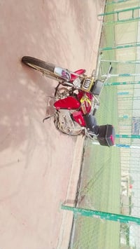 شباب. دراجه ايراني مديل ٢١ الدراجه نضيفه ومكفوله من كلشي سعر ٤٥٠ وبيه ...