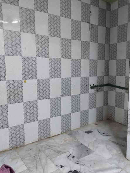 معروض لدينا في المكتب بيت المساحة 100 م إمامي بناء جديد كونكريت مسلح طابقين) العنوان الصالحية خلف قاهر الاسعار ب الفرع عرض الشارع 8 م السعر 170 مليون الاتصال على ***********
