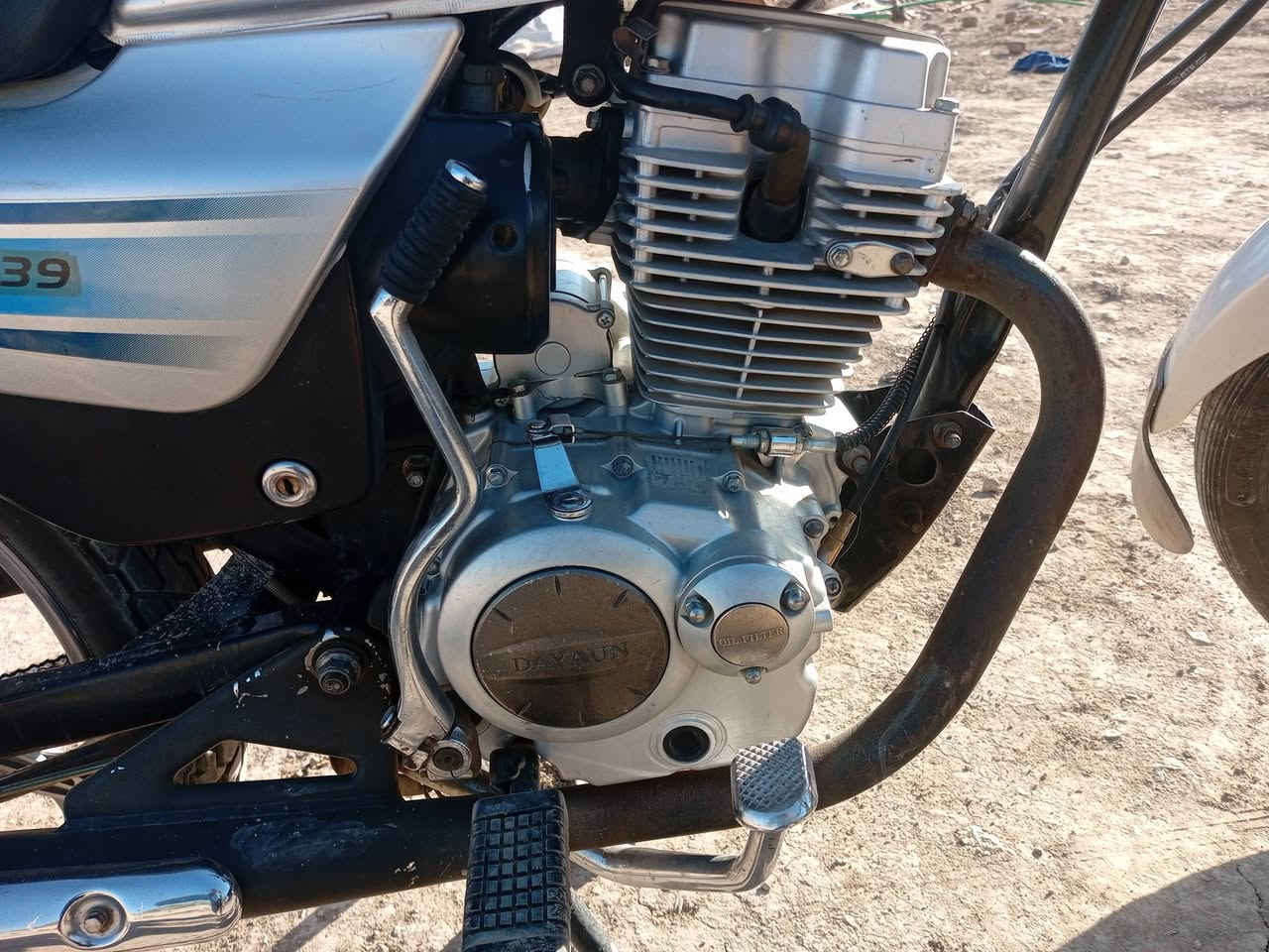 السلام عليكم ورحمه الله وبركاته
دراجه للبيع النوع دايون موديل 19

رقم الهاتف ***********
