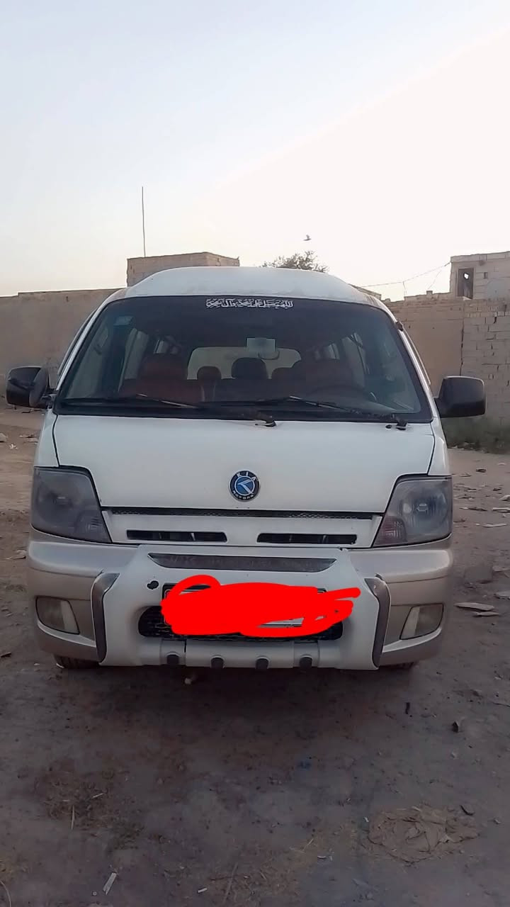 سلام عليكم منغولي للبيع مسكر 2004 اصل مكينه وگير وشواصي جدد مصبوغه جماليه بدون ضربه ومعجون ***********
