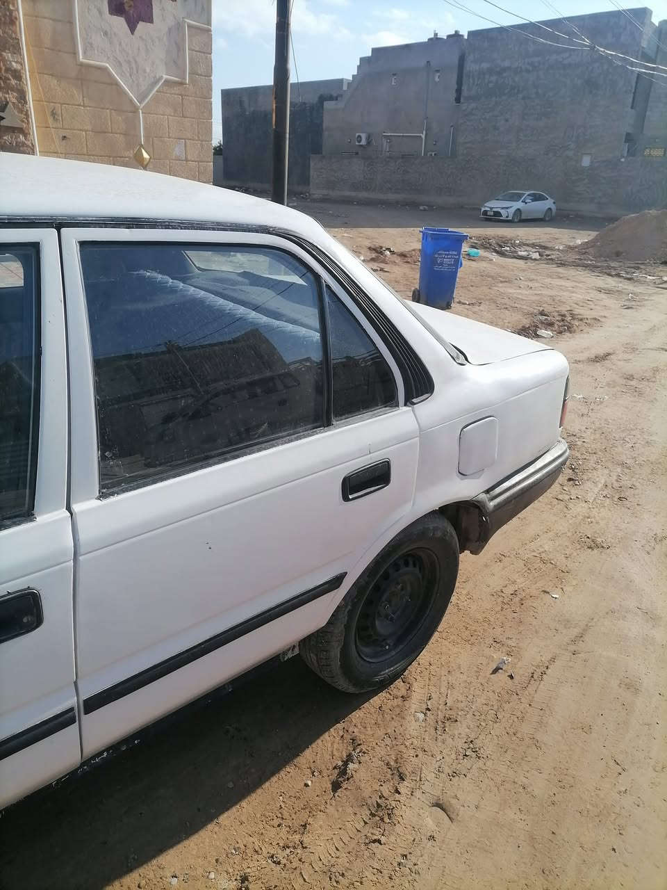 السلام عليكم ورحمة

كورلا للبيع ٣٨ وبيه مجال موديل 1990
رقم انبار بأسمي تحويل ثاني يوم
مصبوغه عام
غير متواجد على فيس
***********
