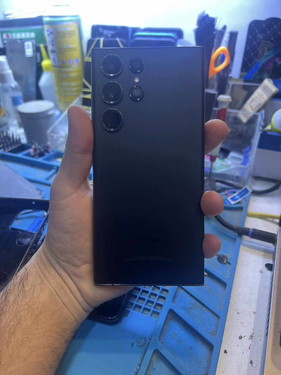 السلام عليكم سامسونك 23الترا شرق الاوسط  ذاكره 256 سعره 300
جهاز نضيف جدا  بس بيه مشكله  المس بالايد يوكف  بس بالقلم يلمس وسلس جدا ومكفول  وسعره 300

للاستفسار ***********
