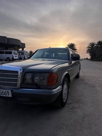 يالله السلام عليكم للبيع  .مارسيدس جامبو SE300  .موديل 1988 رقم بغداد ...