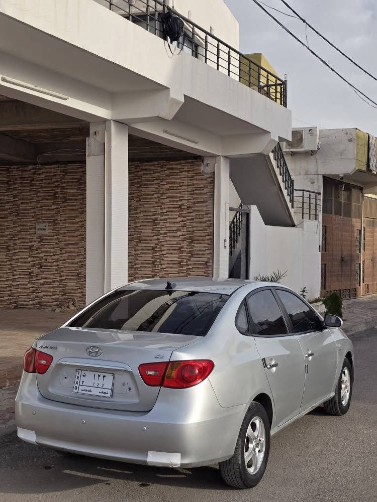 بە ناوی خوای گەورە
ئاڤانتی ٢٠٠٩

سەیارەکە بڕاوەی دوبەیە سەیارەکی جوان و بێ مەسروفە تەبریت لەمس، ئاوێنە شەفت، سوکان ڤۆلیوم، سەقفی بە شەرت بۆیاغی نییە، بەس سڵاید نییە، پشت و پێشی کەپس

نرخ: ٥٣ گەڵا

شوێن: چوارقورنە

***********

*********** السليمانية, العراق
