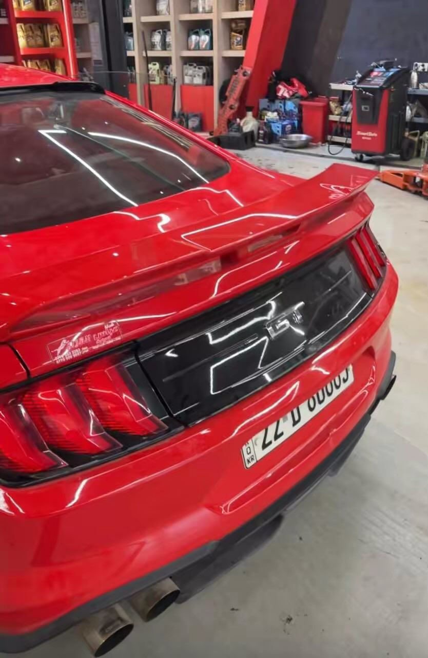 السلام عليكم موستنك جي تي الشكل الجديد للبيع موديل 2022السيارة ماشية 21الف كلو السيارة فول شاشة دجتل كشنات كهرباء تدفة تبريد السيارةبية تزويد دركة ويالة صلنصات السيارة بية صبغ جاملغ امامي وشوية من الباب وصار بية حادث بل عراق جاملغ خلفي و بنيد مفتوح فقط السيارة ايرباك ما بية شاصي ما بية سعر السيارة اب٢١الف وبية مجال بصيط ***********التصال وتساب
