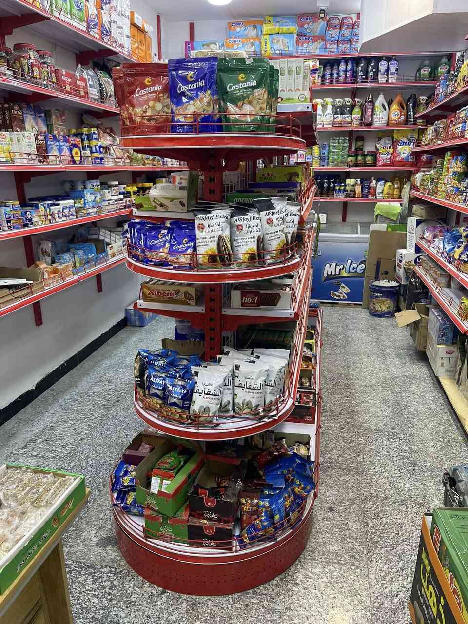 السلام عليكم 
ماركت للبيع لعدم التفرغ 
يحتوي على مواد متكامله مع رفوف مع ميز كاشير وسستم كامرات وبلازما مع ٥ عارضات عموديه و٢ عارضات أفقيه 
واجهه المحل ٣ عرض ٦ نزال 
المحل ركن  موقع مميز مقابل مدارس 
ايجار ٦٠٠ ألف
العنوان حي حطين شارع سمير أبو الگص مقابل مدرسه السياب 
تفاصيل اكثر مراسله خاص أو الاتصال على الرقم 
***********
علماً ان الموقع جديد
