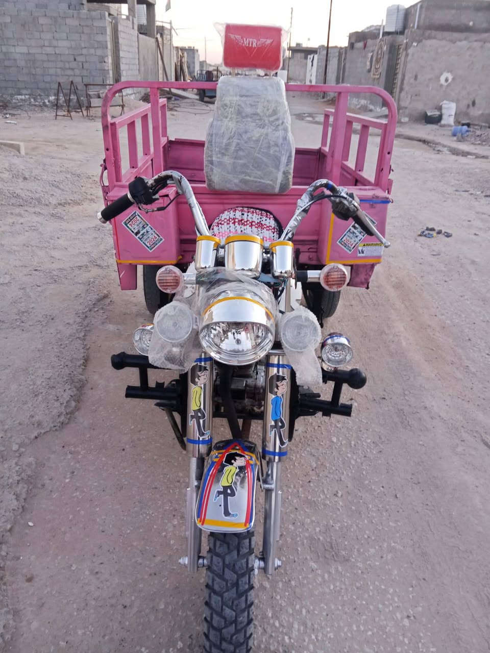 ستوتة أم تي أر للبيع أوراق شاصي مكفول كهربائيات شغال كلها سعر ٩٠٠الف مكان نجف استفسار اتصل ***********
