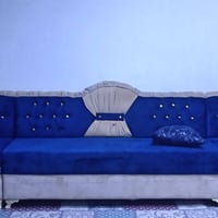 ديوان ٢٢ متر نجاره ويا ١٠ كوشات و برد للاستفسار الاتصال على الأرقام ال...