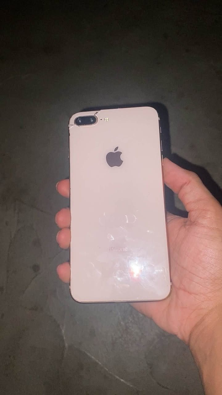 8 ابلص
ذاكرته 256 بطاريه مستبدل جديده نسبته 100 جهاز جهاز فقط ضهر منفوك مفطور ونفطر بيدي بصمه واكفه سعره 110 وبي مجال شراي خابرني ***********
