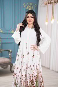 فستان قميص طويل • خامة كريشة • فري سايز ١١٠ كيلو