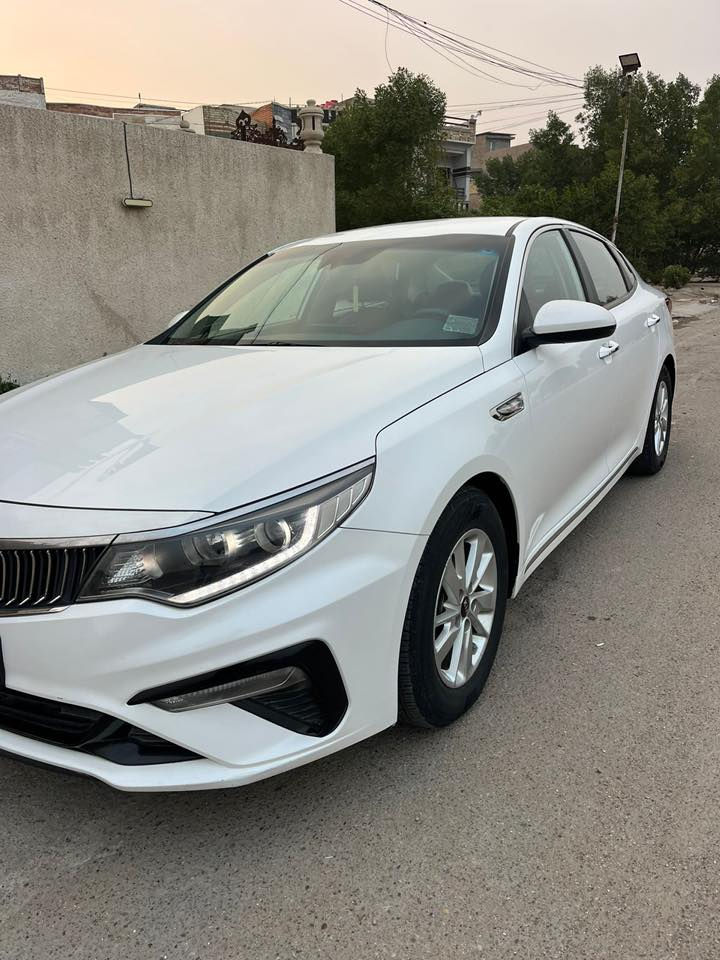 اوبتما 2020 استيراد معرض مو شركه الدوليه كفاله عامه للبيع نص فول
گير ومحرك كفاله 
محرك 2000 دووش
مكفوله من الصبغ والبارد ماعدا رصعه بالباب وتكحيل
ماشيه 89 الف
بصمه بابيه
مري شفط
شاشه وكامره دواره
تدفئه بالكشنات الاماميه
السعر 172 وبيه مجال 
مكاني شهداء السيديه
*********** بي واتساب
