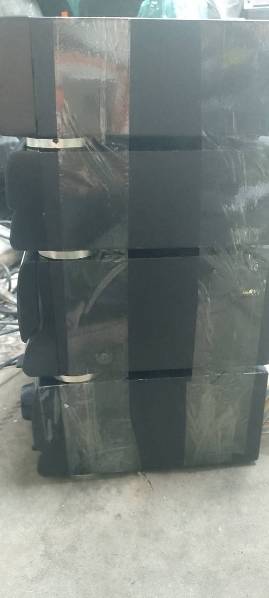 جهاز ياباني بايونير بدون سماعات كهرباء (١١٠) شغال فقط اوكس تك واحد مسجل شغال متروك فترة طويلة لا يوجد توصيل تصال على خاص مكاني بغداد سعر الجهاز (٥٠) الف


**إذا كنت صاحب هذا الإعلان وتريد حذفه لأي سبب، رجاءا أرسل رسالة إلى الدعم الفني**