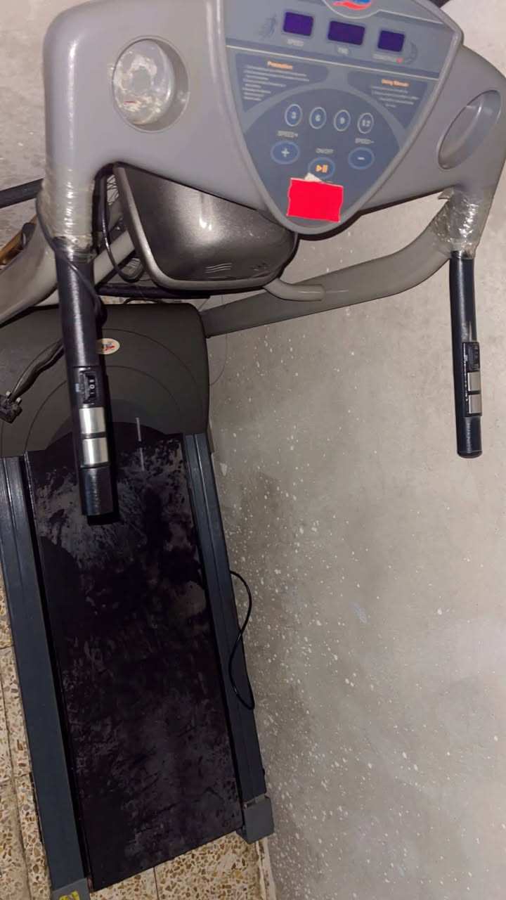 بيع مستعجل
جهاز رياضه مابي اي عطل سعره 120 عنوان موصل وادي حجر .


**إذا كنت صاحب هذا الإعلان وتريد حذفه لأي سبب، رجاءا أرسل رسالة إلى الدعم الفني**