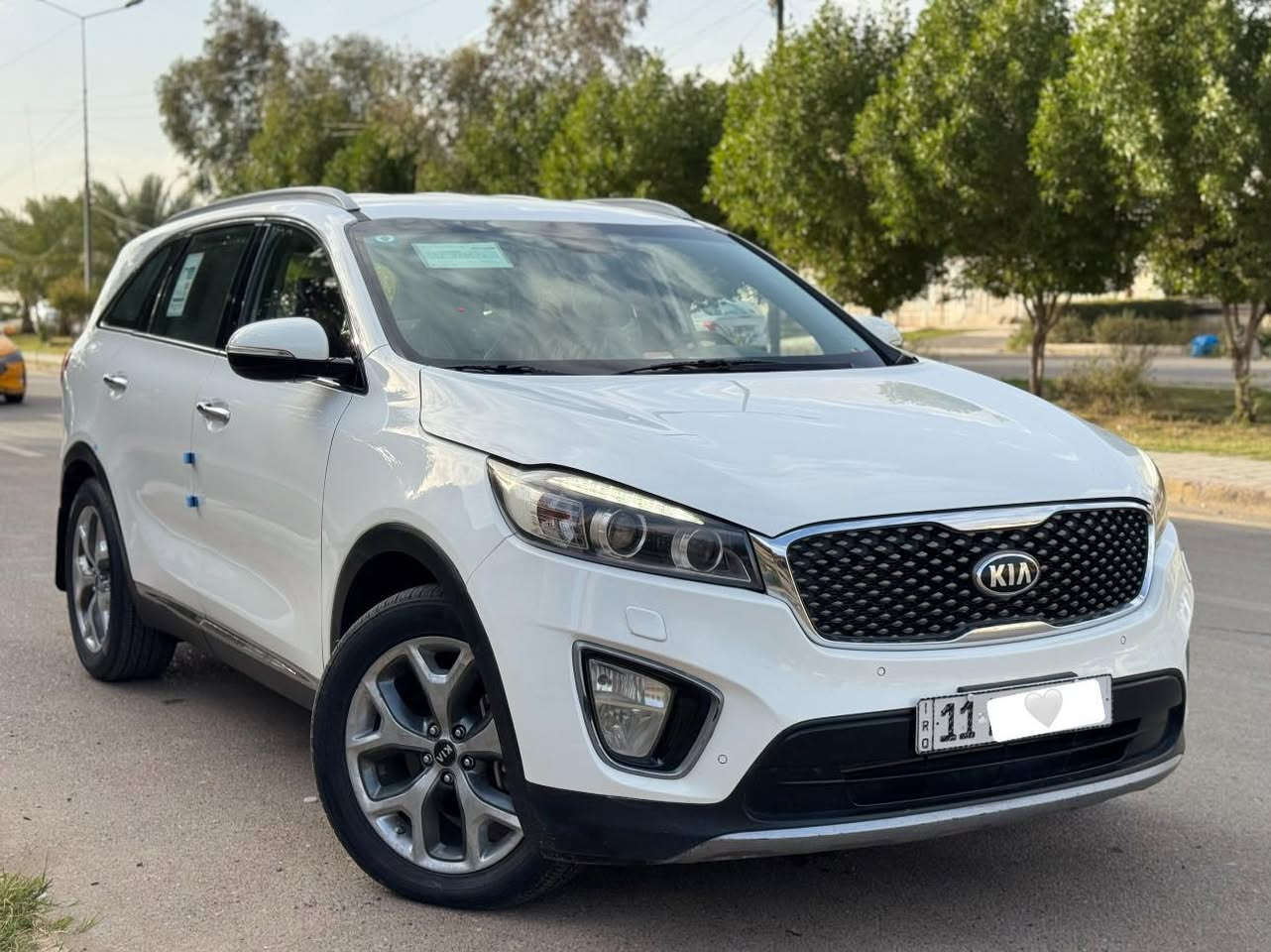 السلام عليكم سورنتو ٢٠١٦ خليجي فول مواصفات عدة البنوراما بصمة تشغيل كشنات جلد مشمشي كشن كهرباء تحكمات ستيرن ستة سلندر صندوك كهرباء لايت لد بجم زنون بك لايت لد كامرة خلفية سبعة راكب ثلاث قطع تبريد بصمة ابواب مري شفط اشاير مري بردات جانبية  وبعد بيها هواي مواصفات بيها صبغ هلال جاملغ خلفي وباب رقم بغداد الجديد بأسمي السعر ١٨٣ ورقة العنوان بغداد حي الجامعة الرقم ***********
