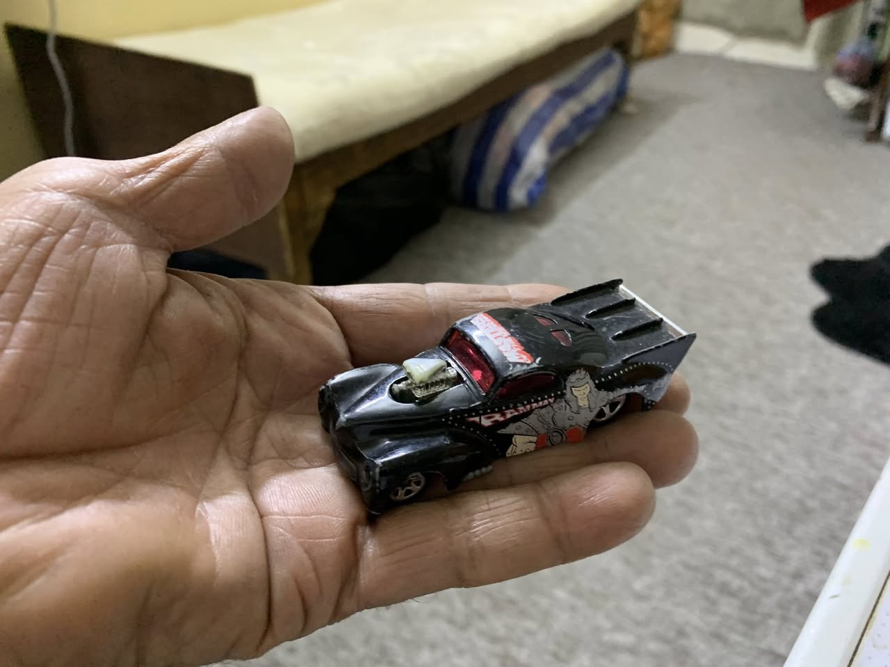 لعشاق المصغرات 
سيارات🏎️🚎🚗🚙
 ومعدات زراعية🚜🚜
 معدات انشائية
بايسگلات هوائية🚲🚲 حديد بالكامل  عدد2 حجم 1/10
ملاحظة:- البايسگل🚲 الأحمر كسر بالقبضة 
 احجام وشركات مختلفة قطع خير من الله
مجموع القطع 64 قطعة 
القطع كلها باله  
ملاحظة:- البيع المجموعة كاملة ما تنباع قطع مفردة 
مكاني دهوك متوفر توصيل لجميع المحافظات


**إذا كنت صاحب هذا الإعلان وتريد حذفه لأي سبب، رجاءا أرسل رسالة إلى الدعم الفني**