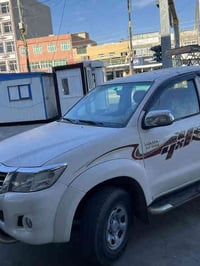 بيكم هايلوكس مرزي  مودل 2012 07502109960