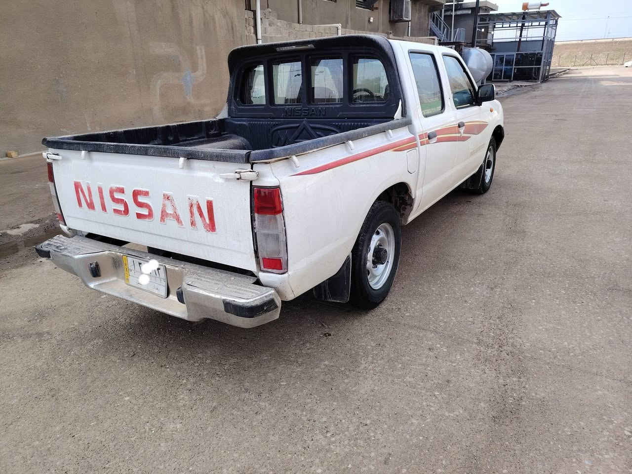 نيسان. موديل 2008رقم بغداد سنويه مشرو ع وطني.. شرط تحويل.. بطاقة بنزين.. بدون صبغ.. كير. محرك. كهربائيات. صدر. تخم تاير. دوشمه. شاصي. اكسل. تدفه. تبريد. كوله شرط. للاستفسار أكثر ***********.مكان السياره كركوك *********** السعر120$بي مجال.
