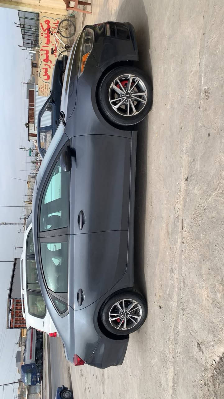 السلام عليكم
كيا فورتي امريكي موديل 2021 

محرك 20 دوش
 
 رقم اربيل الجديد باسمي

المواصفات 

شاشه كبيره كامره خلفيه 

تحكمات ستيرن 

كروز سرعه 

شاشه اعطال 

رادار امامي و مانع تصادم و اوتو بريك 

ثلاث انظمه قياده سمات نورمل سبورت 

الضرر 

بوند و جاملغ امامي يمين 

و قطه كلير 

بدون دواخل 

السياره كير محرك بشرط برغي ما مفتوح بيها 

السياره ماشيه 53 الف

 

السعر

 131 وبيها مجال 

للاستفسار 

***********

***********
