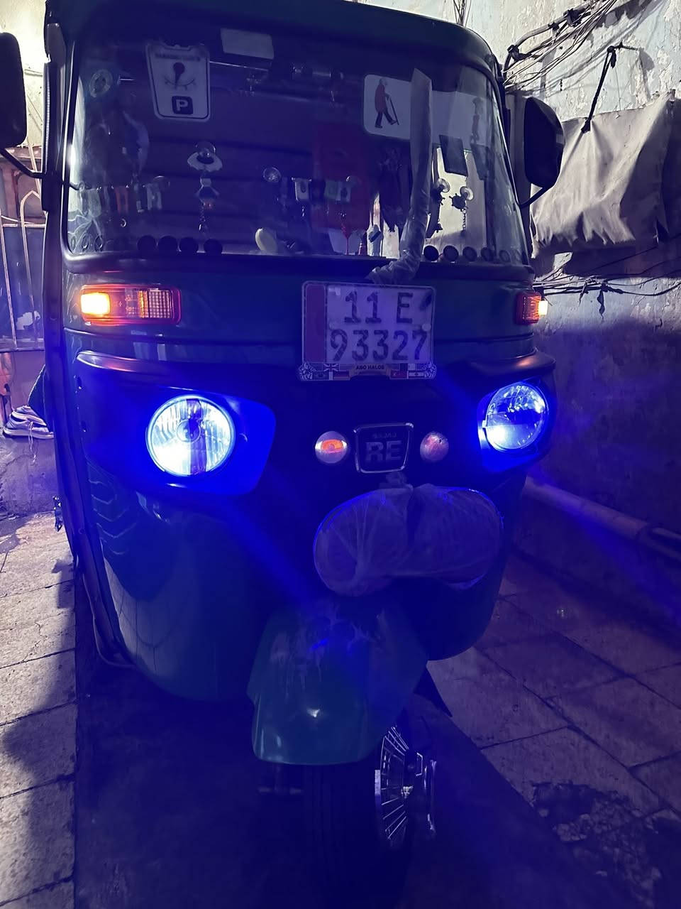 السلام عليكم تكتك موديل 2023 رقم وسنوية نكليزي ‏ملاحظات موجودة داخل الصور عنوان بغداد مدينة الصدر 
***********
