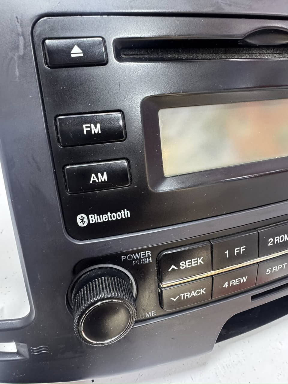 سلام عليكم
مسجل بلوتوث مال الانتره اصلي ويا القمبوره للبيع 
***********
