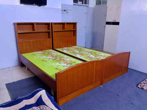 للبيع تخوته مال نفر ملحق نفس الفصال خشب عراقي صاج شغل توصي ثقيل شرط نظافه 85 بل 100 الطول 220 العرض 100 الاسفل بلوك 8 ملم شرط العنوان جانب الايمن يرموك الثانية
سعر الواحد 120 الف وبي مجال للطيبين 😊 شراي اتصل ***********  ***********
