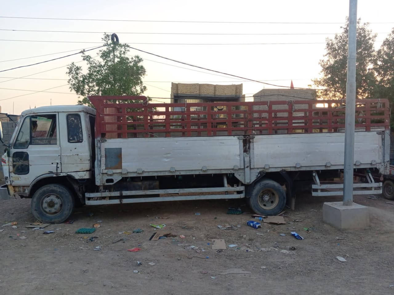 السلام عليكم نيسان عظم سته اله عشره رقم بصره سنويته صاقته حد١٩ مكينه ٣٠٠٠  سعره مناسب واذا اكو نسان نفخ مراوس
وهذه رقمي
***********
