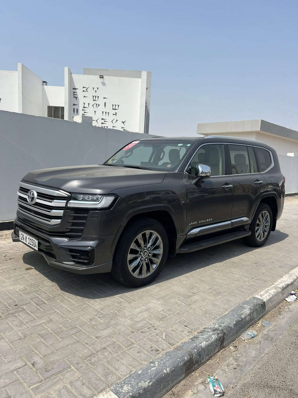 ‏سلام عليكم ￼لاند كروز في اكس موديل 2023 كفاله عامه من كلشي عليه نانو بل كامل ماشيه 70 شركت ساز رقم شمالي وكاله او تحويل عنوان بصره قبله سعر 675 

***********
