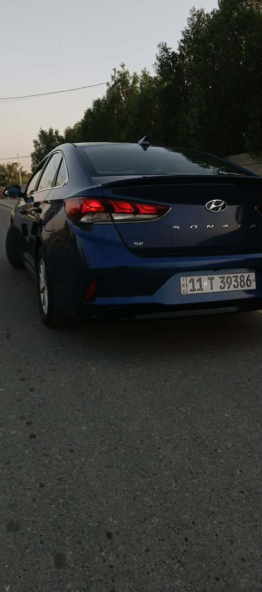 ‏السلام عليكم
‏

‏,للبيع سوناته موديل 2018  SE

‏رقم بغداد الجديد بسمي 

‏سنويه لل2030 شرط التحويل 

‏محرك 2.4LGDl ابلادي مامفتوح

‏السياره كلها ابلاديه جديده خير من الله 

‏نضيفه بعدها كلها عل ابلاد الشركه

‏كفاله عام مابيها لا صبغ ولا بارد

‏يعني كلين تايتل 

‏ضربتها طخه بسيطه من الاسفل

‏طخه بسيطه من يم العربانه غيرها ماكو

‏

‏المواصفات_🚗

‏شاشه جبيره تدعم كار بلي واندرويد اوتو

‏انضمة قياده يكو -نورمال-سبورت

‏تحكم استيرن جهتين@و

‏كروس سرعه 

‏مانع انزلاغ

‏رادار جانبي

‏السياره خير من الله وبلعافيه عل ياخذها

السعر /137 وبيها مجال 

‏
للاستفسار / ***********‏ الخاص مغلق ‏

‏
