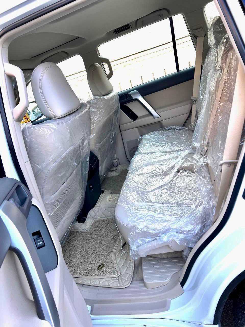 السلام عليكم
تويوتا برادوا 2023 أربيل TXs ابيض صدفي 
شركه جيهان ضمان تويوتا العراق 
‎ سلايت وبصمه وتشغيل بعد 
لايت اسود وبخاخ لايت ولد نهاري 
شاشه اندرويد GPS وكاميرا خلفيه 
حساس خلفي وهوك 
‎مانع انزلاق ومانع انحدار ونظام الامان 
كشنات جلد  والامامي كهرباء  عدد 2 
دبل تانكي شاحن واير ليس ومري شفط اصلي 
ويل كب اسود 19 
السياره ماشيه 34000 الف KM
مكفوله وجديده حيل 
مع كافه المحلقات ارضيات بصمات كتاب الضمان
السعر  47500 
***********
***********
