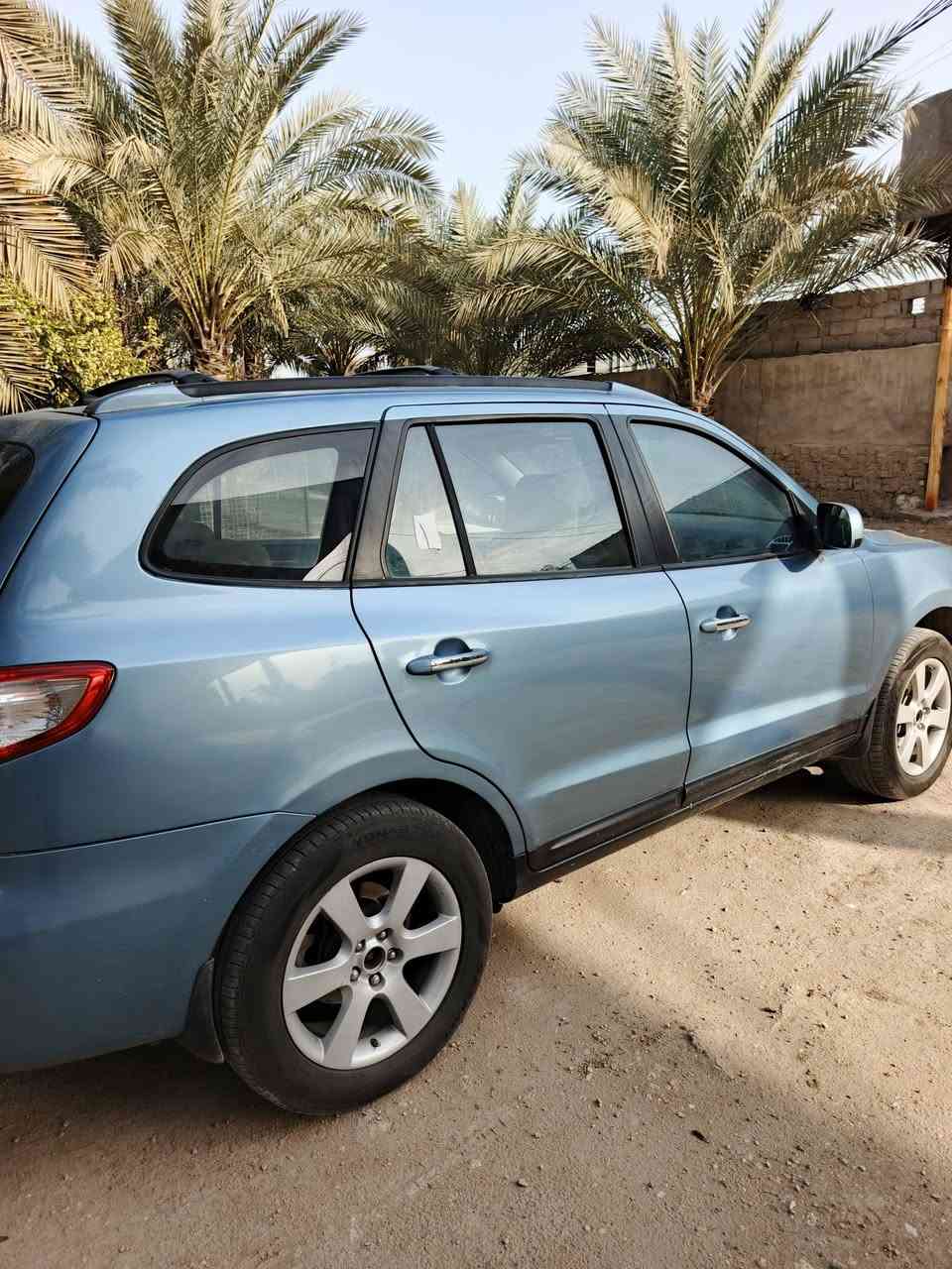 سنتافي خليجي موديل 2008 مواصفات6v تبريد 3 قطع 7راكب شاشه كامره دواره دفع رباعي تخم تاير جديد حداديه جديده سياره نظيفه ماناقصه شي 
سياره محركه مفتوح بيه رواجز سياره مصبوغه حزام اثر جراد سياره لا دواخل ولا شواصي مكفولات سعر 130 ويبه مجال استفسار رقم ‏‪‏‪***********‬‏
