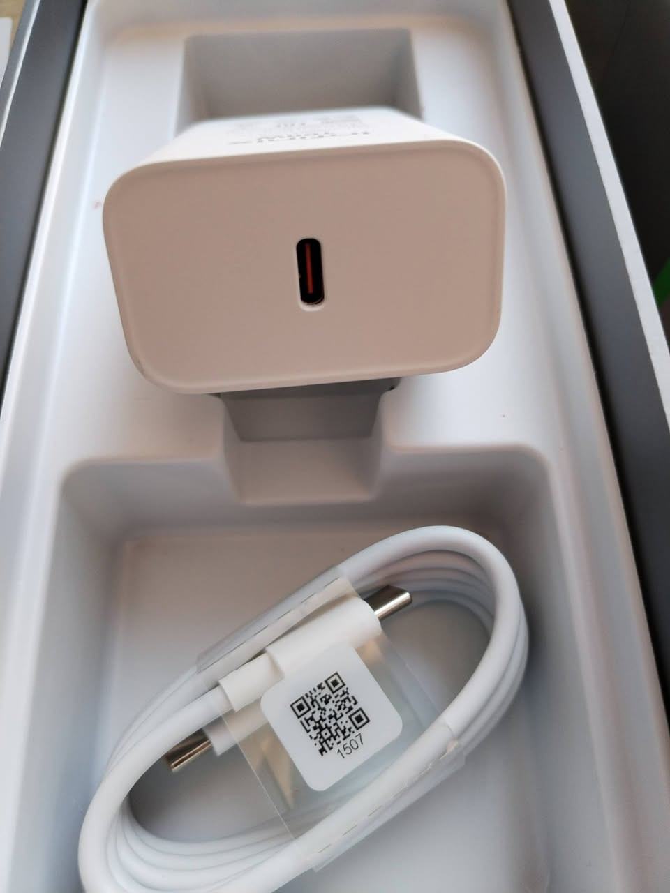 شاحنه انفنكس اصلية بلادية مال جهاز كارتون شحن سريع جدا 100واط تابسي تابسي 
معا كارتون جهاز 
السعر 20الف معا التوصيل نهايتة


**إذا كنت صاحب هذا الإعلان وتريد حذفه لأي سبب، رجاءا أرسل رسالة إلى الدعم الفني**