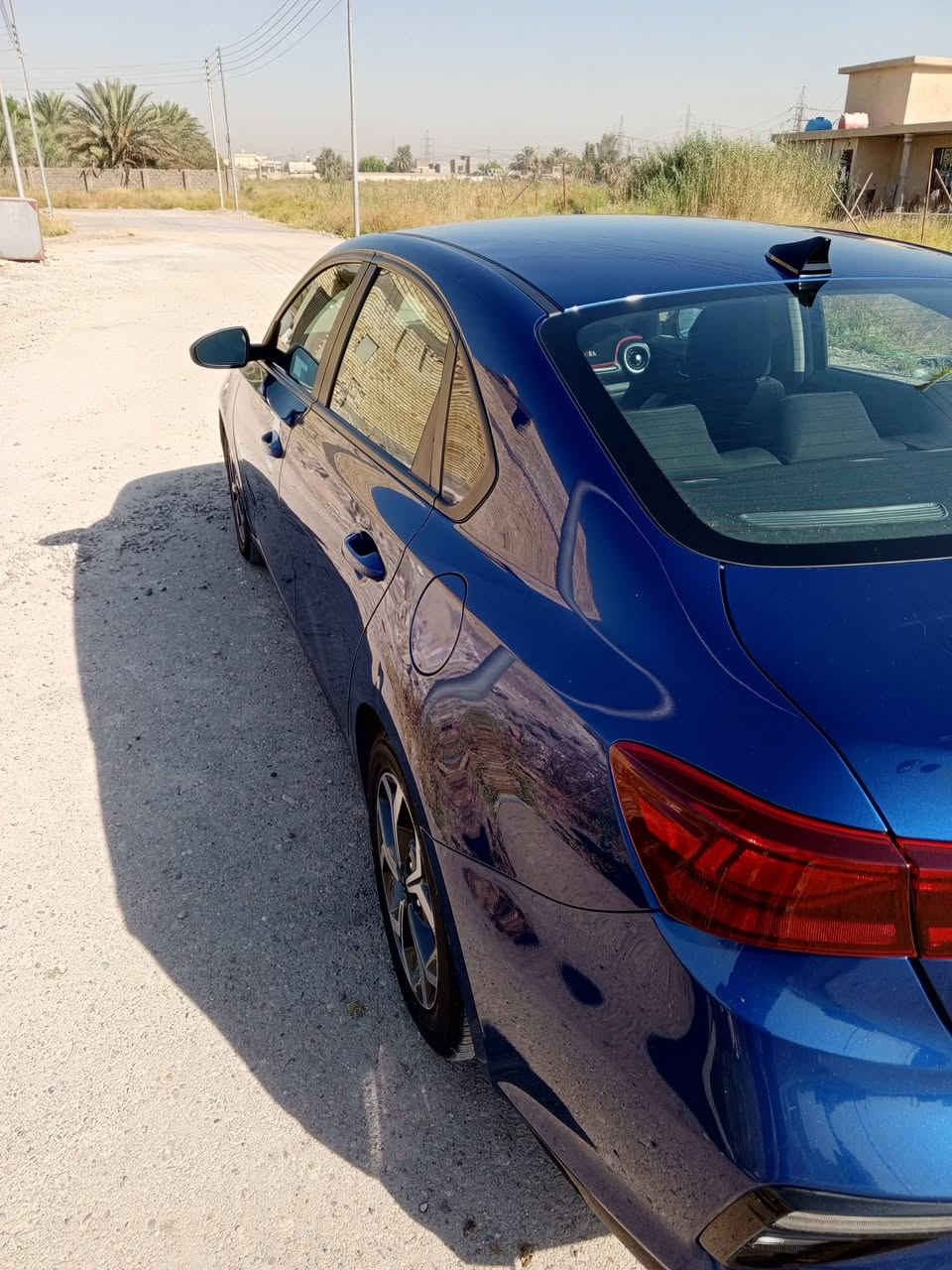 السلام عليكم كيا فورتي 21 بدون ايرباك بس البنيد + بارد بل جاملغ الخلفي مامصلح  نص فول شمالية  كير مكينة بلادي السعر 138 وبهه مجال رقم الهاتف ***********
