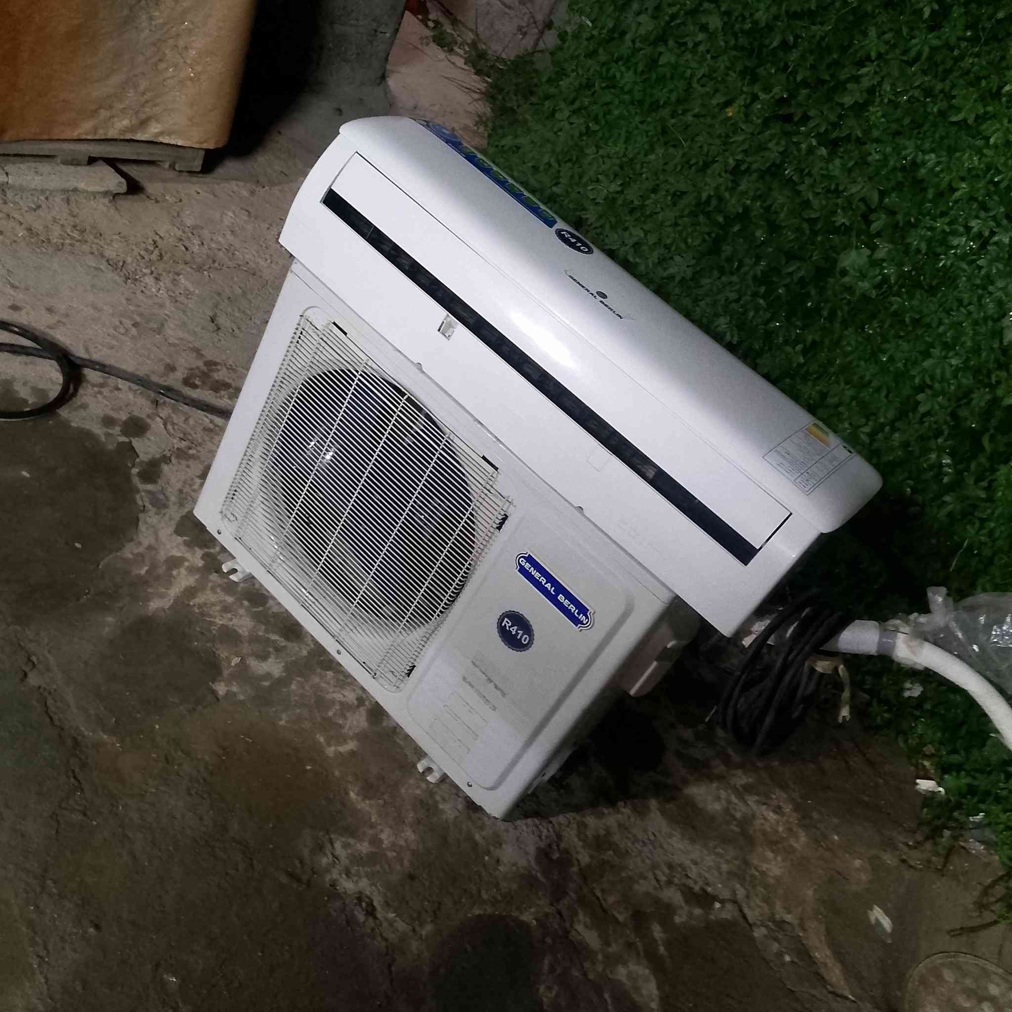 لبيع طن ونص كلش جديد غاز وماطور شركه عل فحص لطيفيه سعر 250قفل ***********
