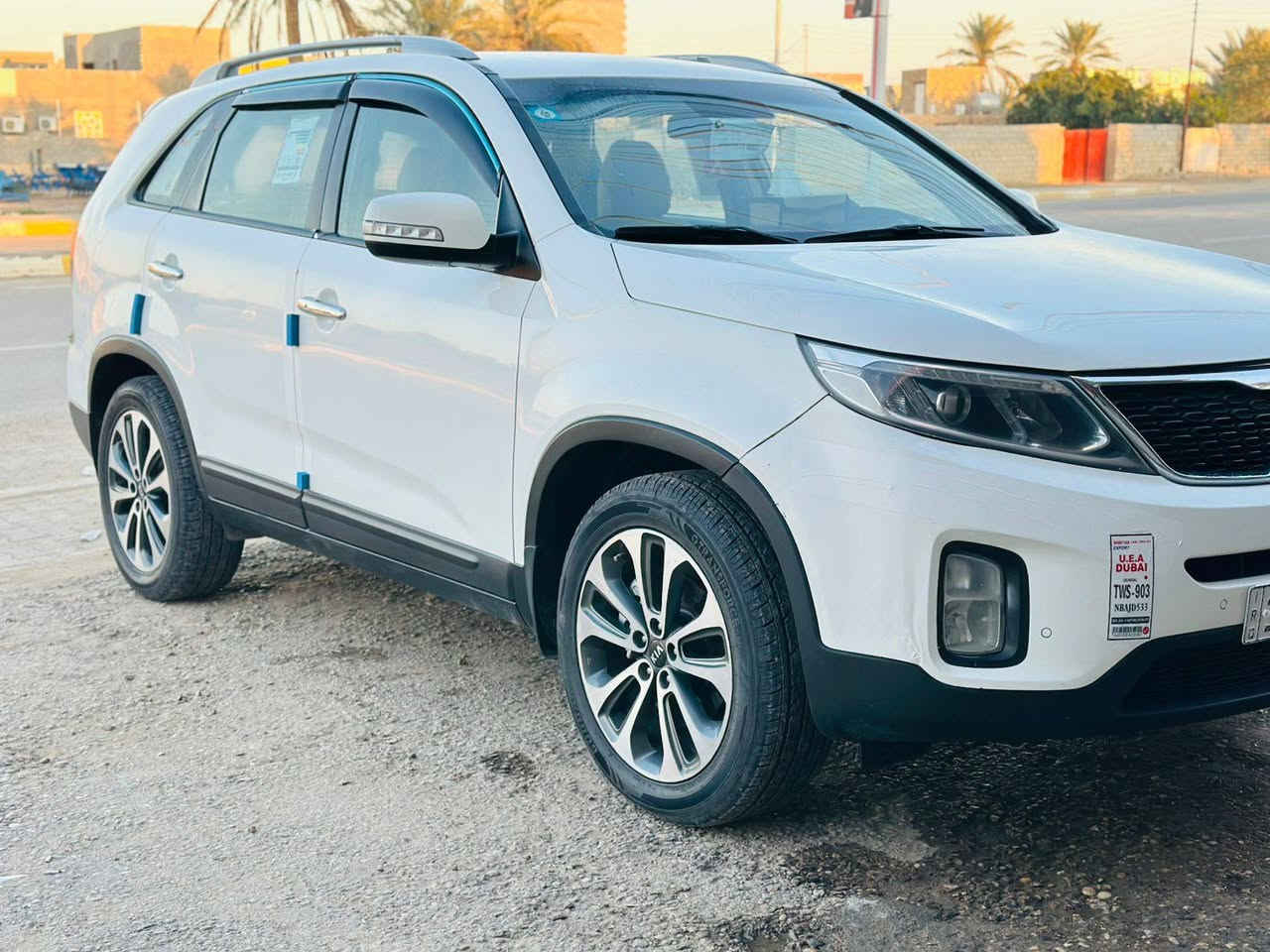 السلام عليكم سورنتو 2013 شكل 15 فول مواصفات عدا البنراما
بصمه تشغيل 

بصمه ابواب 

محرك 6 سلندر 

كشن كهرباء 

لد داخلي 

7 راكب ثلاث قطع تبريد 

رقم بغداد بأسمي تحويل ثاني يوم 

السياره خير من الله صدر جديد تخم تاير 

السعر 178 وبيها مجال قليل 

***********
