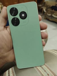 ذاكرة ٦٤ • النجف • للبيع