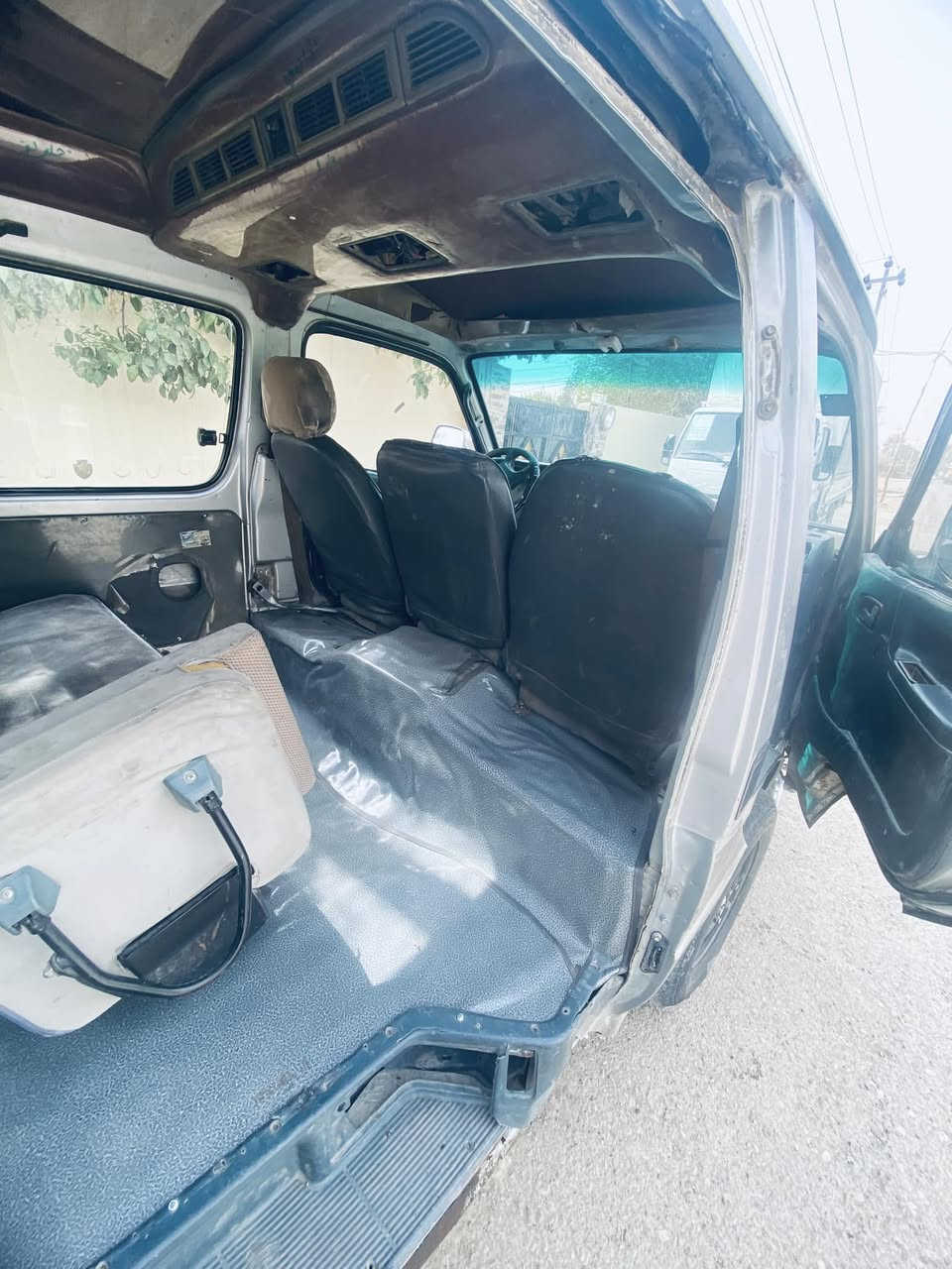 السلام عليكم فتون 2010  رقم بغداد مميز 4ارقام محرك كير اكسل خير من الله صدر نفض حته المابيه شي بدلتها  الصدر القديم يمي  تبريد شغال بس ناقصها كبريسر كهربايات كلهاشغاله مصفره هيه ومرور وضريبه ربع دينار ماعليها مشروع وطني ماصر شهر من حولتها بسمي يسنويا ل30  سعر 55بيها مجال حك جيتك  مكاني ديالى شهربان اي ستفسار اني حاضر ***********
