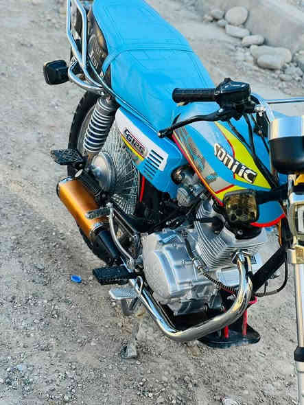 سلام عليكم متاح دراجه 4كير موديل 24دراجه جديده بمعنه الكلمه دراجه بس بيها الشاشه يردالها فيوز اي نقص مابيها صالنه رياضي كهربائيات كلها شغالا محرك شرط مامفتوح تفحص وين ماجان ابيع بل شرط مكاني بيجي اتصال ***********
