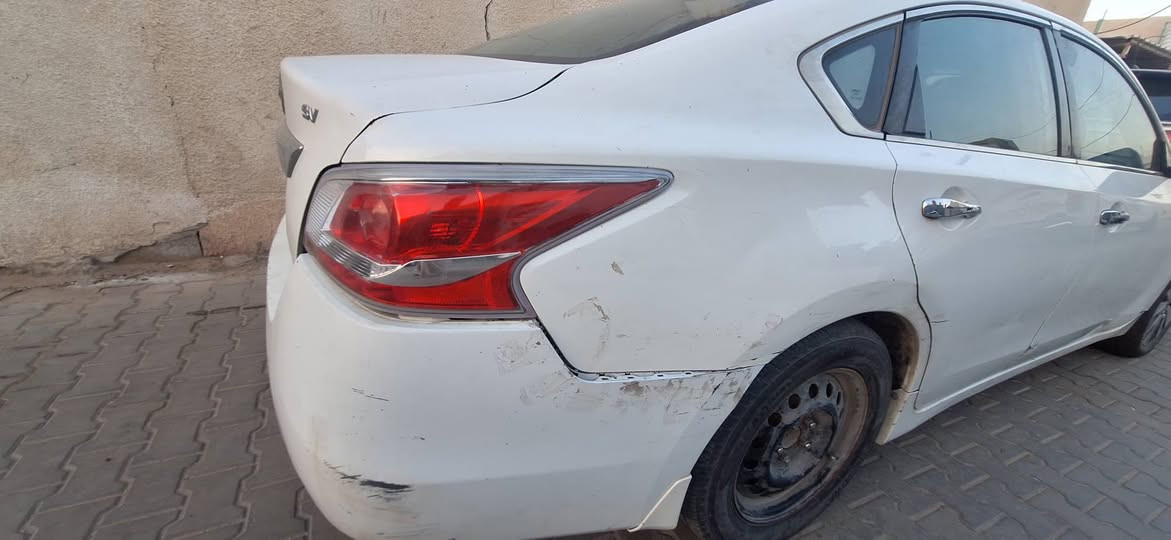 السلام عليكم
نيسان التيما موديل ٢٠١٣ 
محرك السيارة مجفت 
السيارة حداديتهه وسط وطستهه ناعمه لكن بحاجة الى تبديل ربلات مكينه 
نقص لايتات الامامية بحاجة الى تعمير 
كمبريسر تبريد شغال فقط كلج كمبريسر متوقف 
السعر ٦٧ ورقه قابل للتفاوض
***********
