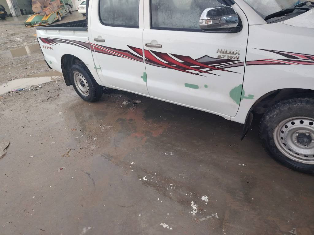 سەرە تابەناوی خودا HILUX 2014 ئۆتۆماتیک سەینەهرۆ بتڵ یەدە گۆڵد
نمونە لەجوانی هیچی پێوە نیە  جەگە لەو سێ چوار پەڵە کارتە  مەکینە نەکراوە بەشەرت سەنەوی تازە بەشەرتی هەمو شت نرخی 215گڵا ژمارەی ساحێبی *********** سوپاس بۆ ئەدمین
