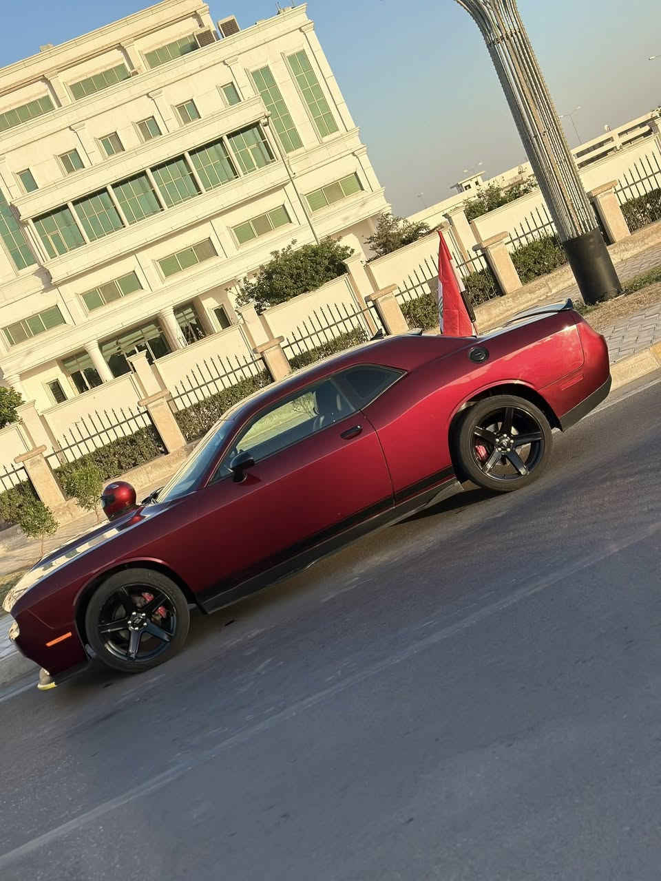 السلام عليكم
جالنجر 2020
مواصفات :
شاشة كبيرة
شفتات ستيرن
رادار جانبي
حسسات خلفية
سماعات ALPINE
السيارة تايرات جدد وعليها عدسات ليزرية 300$ كير محرك تبريد بشرط ماشية 85000 mile
رقم اربيل بأسمي حادثها جاملغ سياق وبنيد بدون دواخل وجاملغ خلفي كلير امريكا  بدون حادث بدون معجون ايرباك ستيرن ودشبول فقط الباقي سليم رقم الشاصي مرفق مع الصور مكاني كركوك
السعر 171 بيها مجال بسيط 
***********
