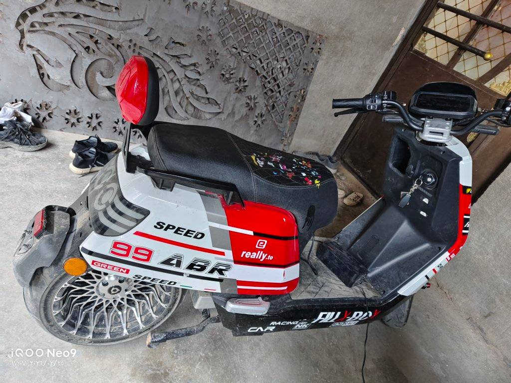 🌼دراجهطة شحن🪻 الكاسحه 🪻
قبل شهرين اخذتهه ب مليون و600 وصل موجود 
ملف 5500 واط 6بطاريات مسطره ماشيه الف كيلو نضيفه حيل رايدهه مليون وميه مكاني بغداد 🤍


**إذا كنت صاحب هذا الإعلان وتريد حذفه لأي سبب، رجاءا أرسل رسالة إلى الدعم الفني**