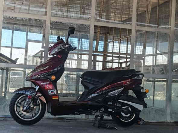 السلام عليكم  هاوجي دبابه 
محرك ١٥٠ 
موديل ٢٠٢٠ 
مسجل تحويل ثاني يوم 
تايرت جديده ٢
لايت عدسه 
السعر ١٣ وبيه مجال بسيط 
مكان الدرجه البفراج 
***********
