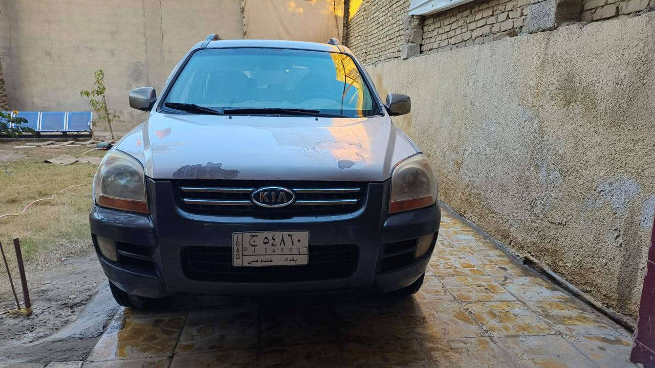 السلام عليكم كيا سبورتج موديل 2008 مكفولة من اي ضربة او تبديل محرك كير تبريد صدر تخم تاير كهربائيات كلها تعمل وبشكل جيد السعر 95 ورقة السيارة بسمي رقم الموبايل *********** بغداد سبع قصور شارع أبو علي مكلف بلنشر
