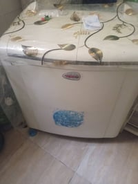 غراض للبيع مستعجله ع بيعتهم مكاني الغدير 07722458071