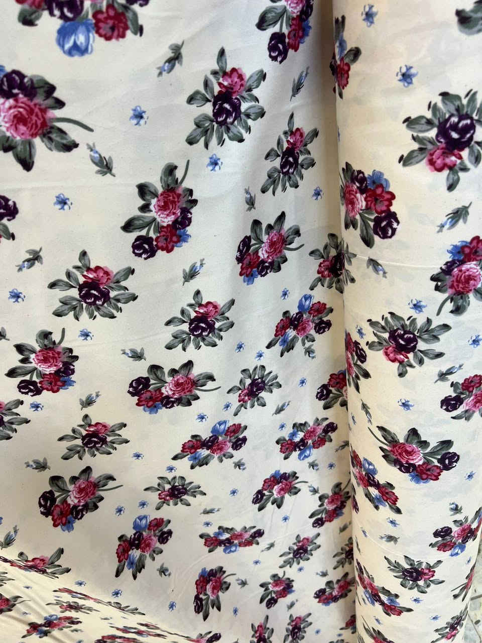 هلو بنات خياطة وبيع اقمشه حسب الطلب يؤجد تؤصيل زعفرانية الحجز واتساب ***********
