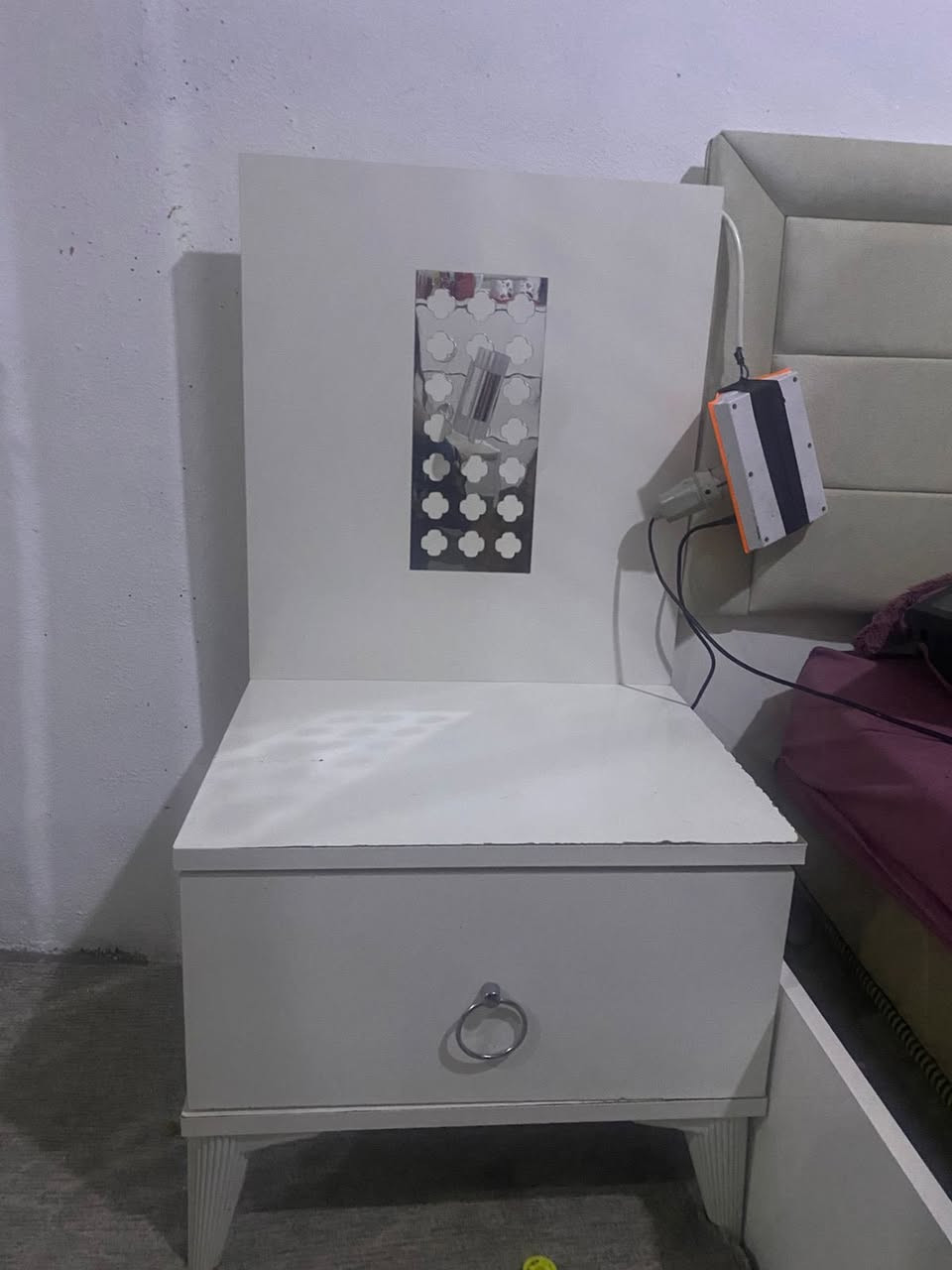 تاخت مع طوله مع ميز توليد مع تاخت اطفال نظيف بشرد استعمل ٦ اشهر السعر ١٥٠ كامل


**إذا كنت صاحب هذا الإعلان وتريد حذفه لأي سبب، رجاءا أرسل رسالة إلى الدعم الفني**