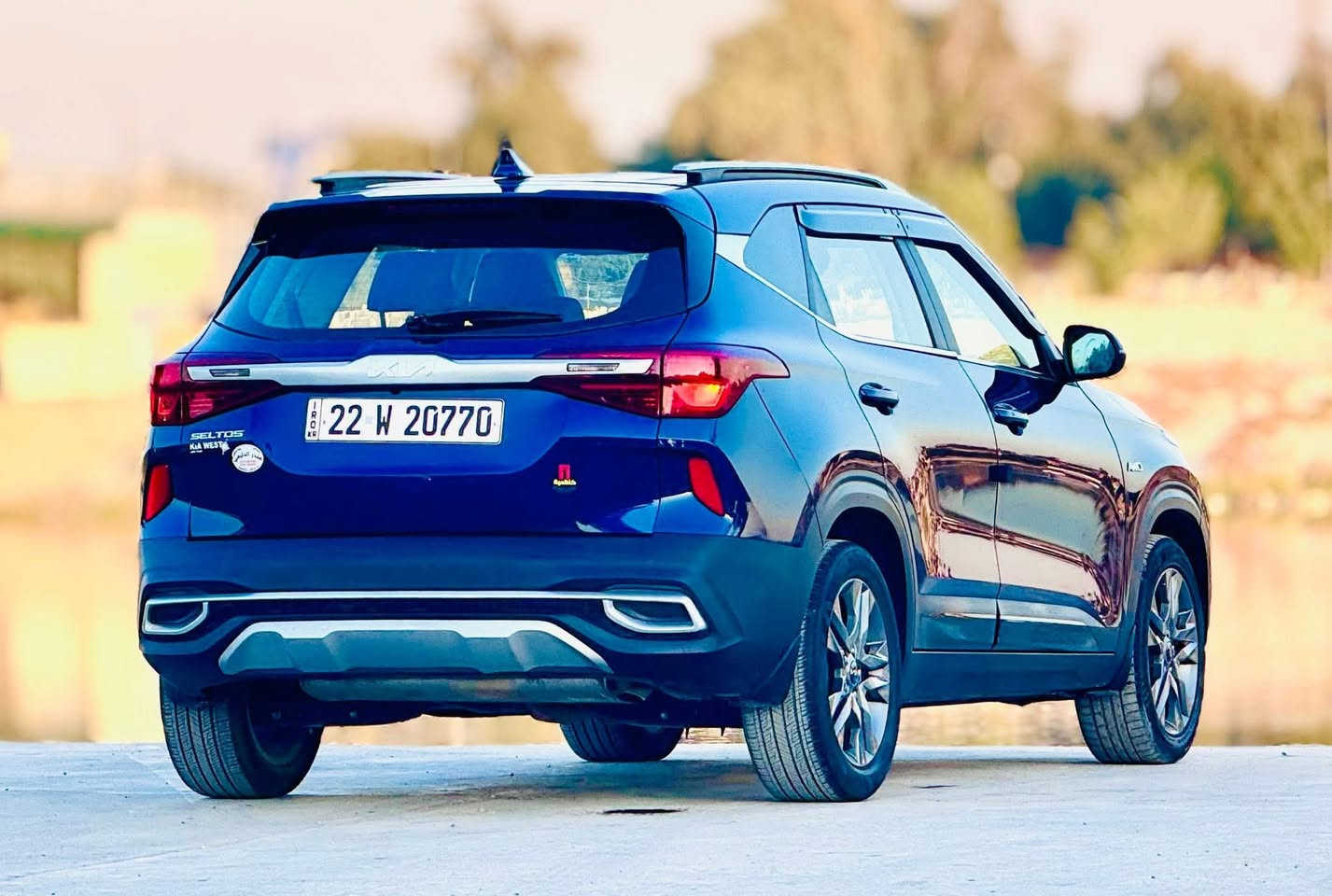 السلام عليكم
كيا سيلتوز 2023 فول مواصفات 
رقم اربيل بأسم شركة وكالة او تحويل مضمون 
حادثهه مرفق مع الصور جزء من الدعامية بدون ايرباك   وبيهه من امريكا قطعتين كلير فقط الباب خلف السائق والجاملغ الخلفي

ماشية 57

المواصفات : 
بصمة / فتحة / جلد / تشغيل عن بعد / كرسي كهرباء / شاحن وايرليس / رادار امامي / شاشة كبيرة / تدفئة كشنات / فور ويل / مانع انحدار / اطفاء ذاتي / مود درايف / لايت LED / تحكم ستيرن / كروس سرعة / مانع انزلاق / ويل كب /
مكينه 2000دوش

مكاني الكاظمية 

للتواصل
***********
