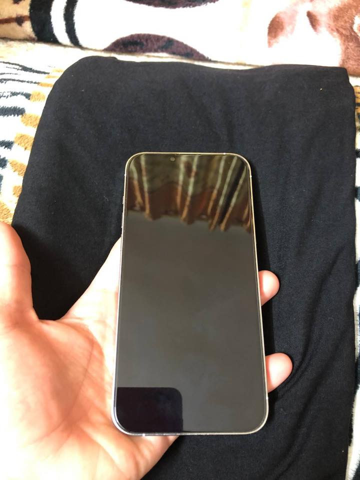 ايفون13برو ماكس للبيع
ذاكرة 256
بطارية 97
كله نورمال مبدل بطارية شركة
نظافة فول 
السعر 700 بيها مجال
***********
