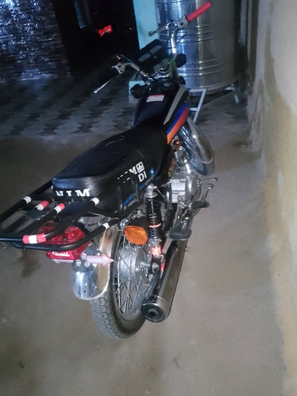 نامه شبه اصلي موديل 2027 نضافه 100% ما مفتوحه اوراق للبيع مكاني كربلاء الحسينيه


**إذا كنت صاحب هذا الإعلان وتريد حذفه لأي سبب، رجاءا أرسل رسالة إلى الدعم الفني**