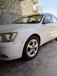 سوناتا لبيع موديل 2006خليجه بيه ثلاثه قطع مندون دواخل سياره جديده بسمي...